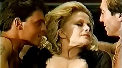 Секс с разкошно erotika klipove момиче