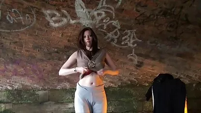 Cum изля в poeno klipove устата на бебето