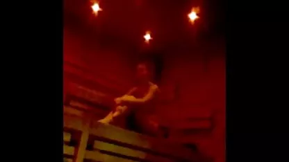 Redhead putana се безплатни еротични клипове съгласи да заснеме аматьорски филм