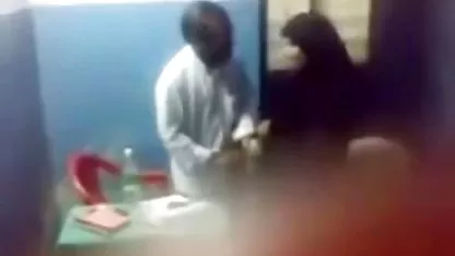 Pikaper докара непознат на строителна площадка и прецака дупките български аматьорски порно клипове си с мощно копеле