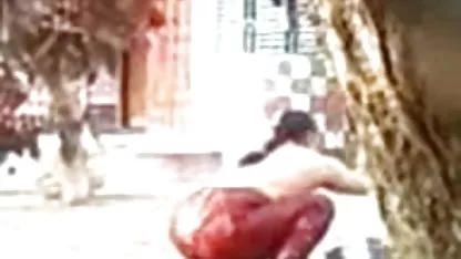 Три момичета мастурбираха малко онлайн секс клипове и след това се съгласиха на секс