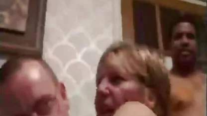 Сексапилна секс клипове секс клипове женска с пръсти на чатала през чорапогащници