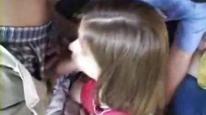 Млад човек съблазнен от милф и я чука секс клипове онлайн