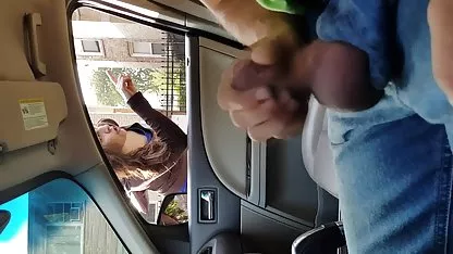 Твърд секси садизъм в мазето за klipove za sex окуляри лесбийки