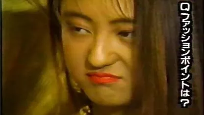 Под наблюдението на учител с големи цици учениците erotichni klipcheta научават правилния пол