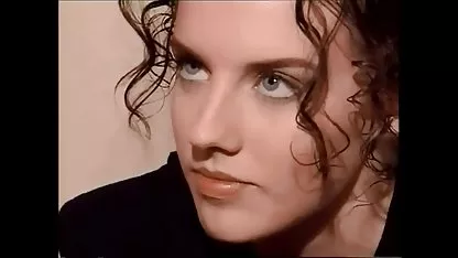 Блондинката получи обвинение от сперма след твърд секс филми безплатно анален