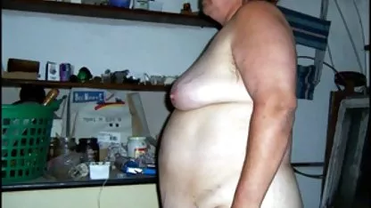 Приятна ларва bezplatni pornoklipove показа цици на мъжкия и улови оргазъм на пениса