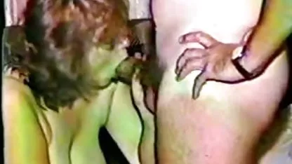 Модел на уеб камера Яна бг секс клипове мастурбира влагалището насаме