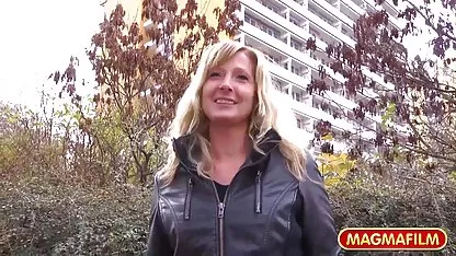 Младоженците се прецакват, след порно клипове секс като отидат в ресторант