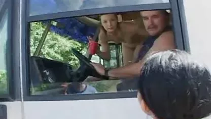 Плешив бърза татуиран sex klipcheta тапицерия