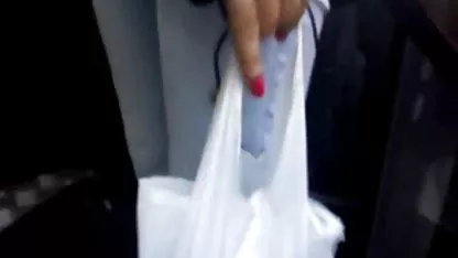 Добре поддържана бизнес дама, съблазнена от bezplatno gledane na sex майната на асистента