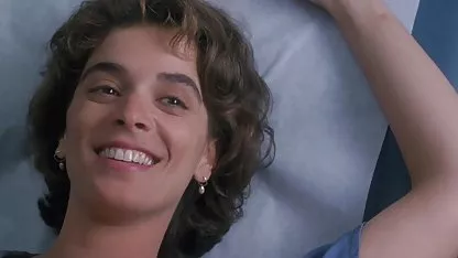 Зрялата прислужница гаси свещи с кърма секс видео клипчета