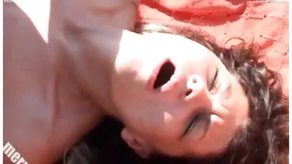 Човекът домашни секс клипове откъсна възрастен чистач