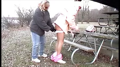 Млада двойка заснема заедно клипчета с порно частно видео