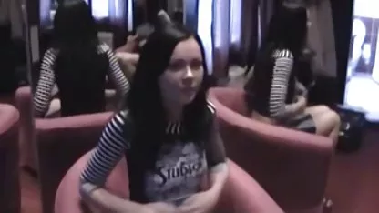 След преглед възрастен лекар също предоставил анален секс видео клипове сексуални услуги на момиче